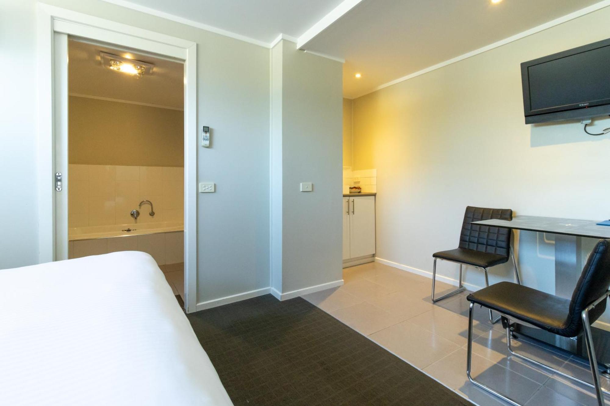 Portarlington Beach Motel Екстериор снимка